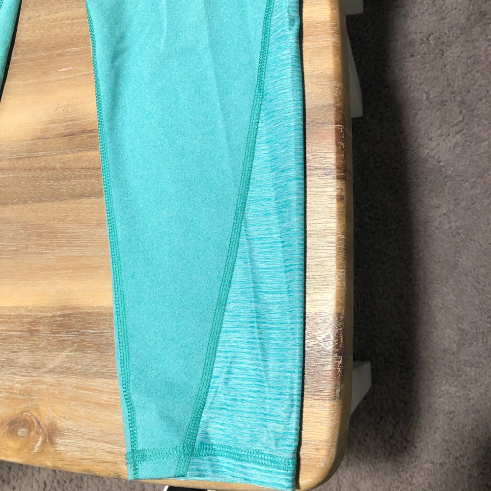 Teal colored DSG workout leggings - Picture 2 of 3